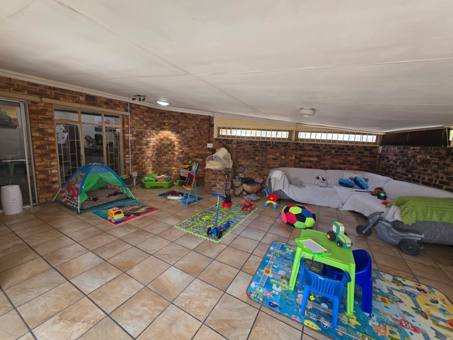 3 Bedroom Property for Sale in Sasolburg Ext 11 Free State